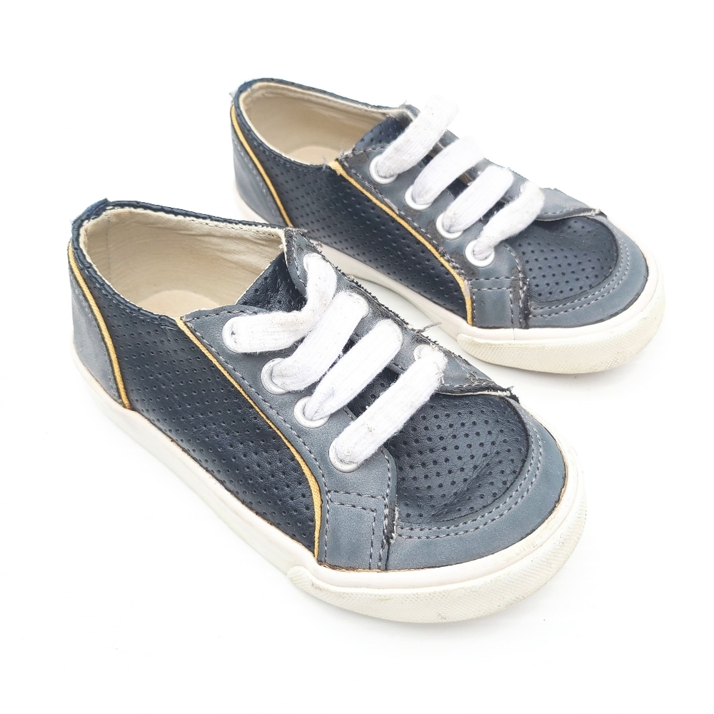 OLD NAVY Toddler navy perforated sneakers Slip-on no tie Shoes size 9